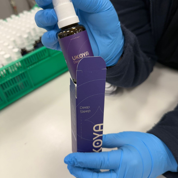 Ukoya Dopracowany Produkt Pakowanie Gotowy do Finalizacji Packaging Finished Product